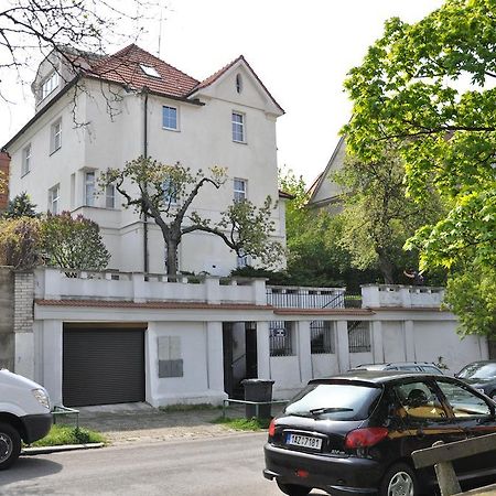 פראג Lida Guest House מראה חיצוני תמונה